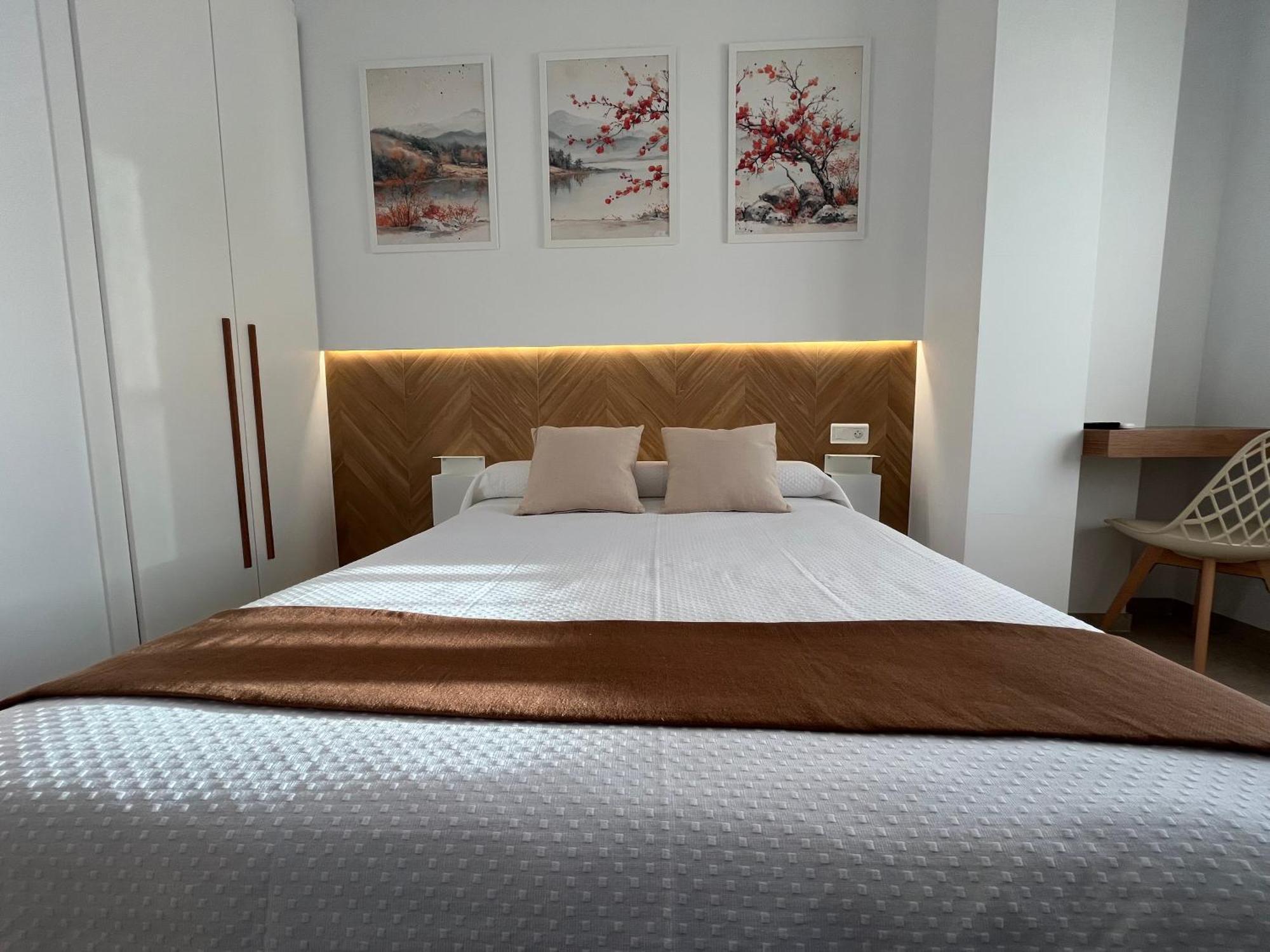 Hostal Parador De Los Llanos Торреоргас Экстерьер фото